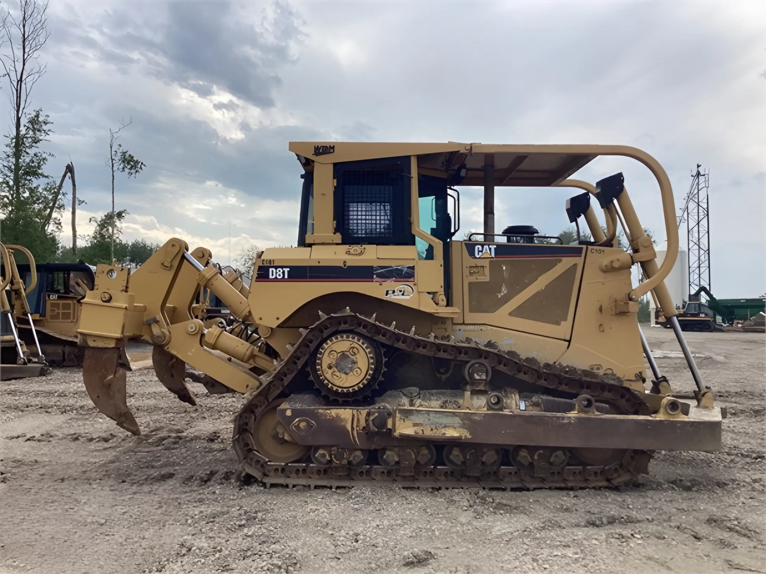 Good Condition Original Dozer 2006 Caterpillar D8t Fairly Used Earth