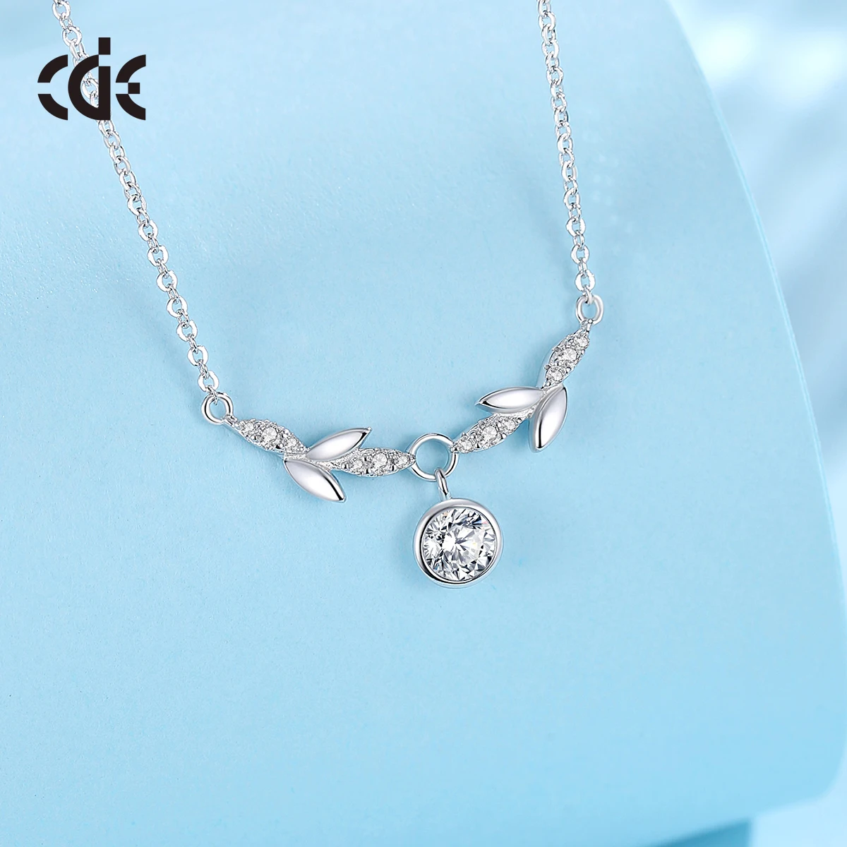 CDE CZYN004 Fine 925 Sterling Silver Jewelry Necklace Classic Zircon Pendant Rhodium Plated Women Leaf Pendant Necklace