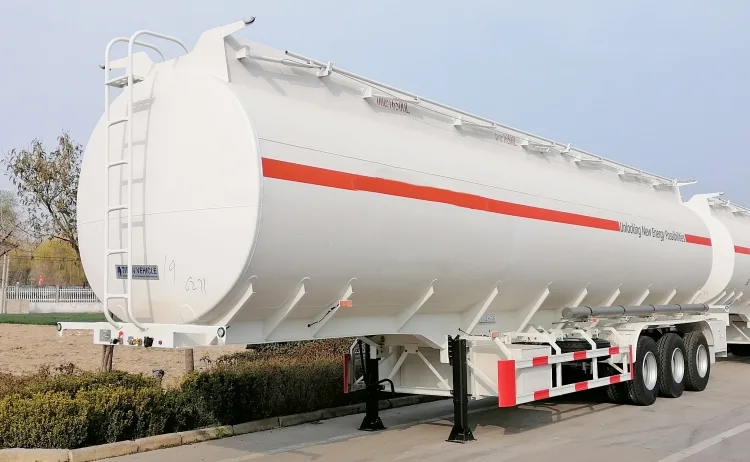 TITAN Venta en Caliente Tri Ejes 40000/42000/45000 Litros Fuel Diesel Cisterna Remolques Semitank Remolque Camión para Venta 2