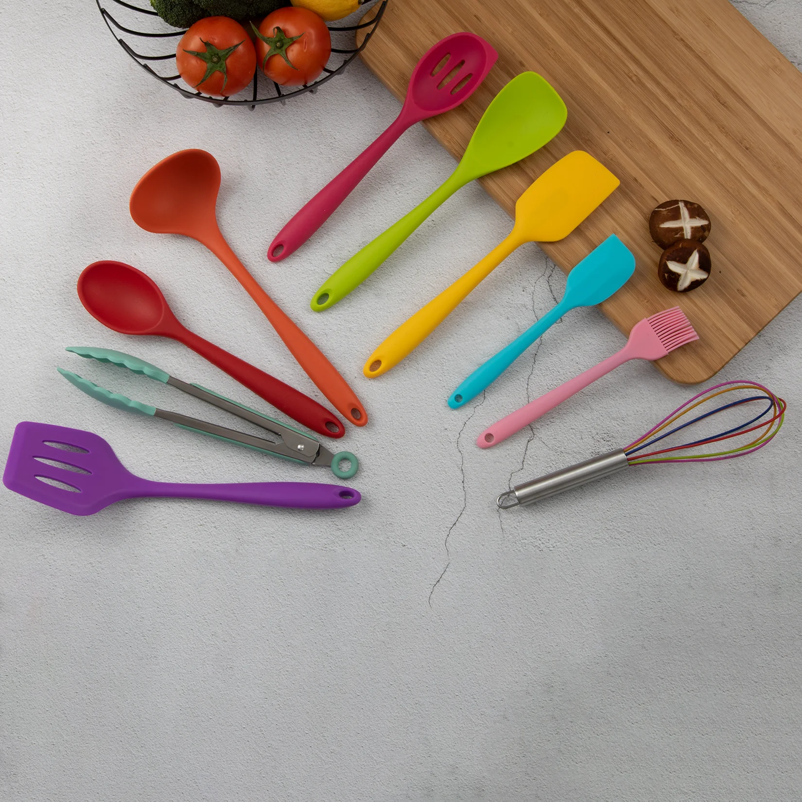 High Quality Colorful Silicone Kitchen Utensils That Meet Different Cooking Needs