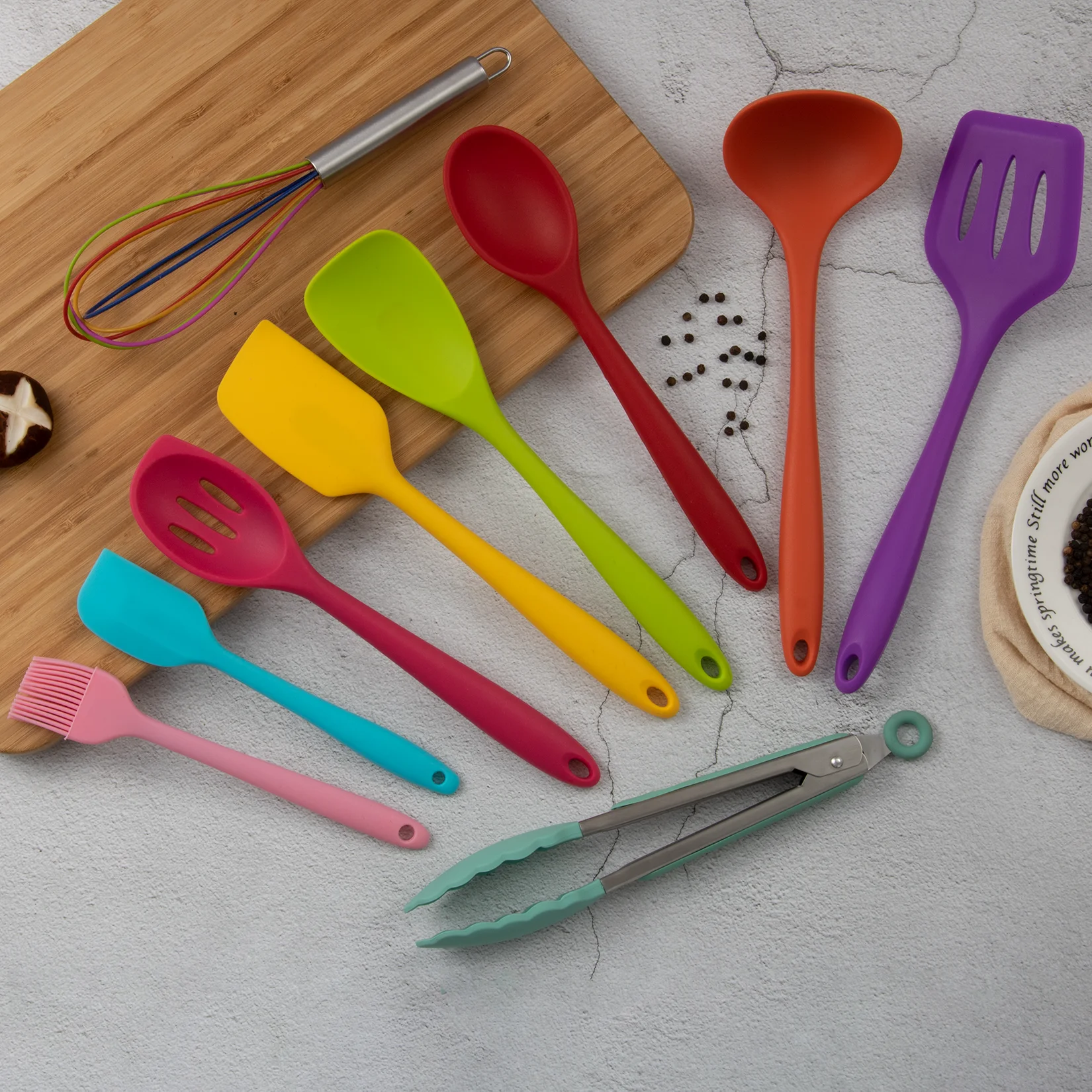 High Quality Colorful Silicone Kitchen Utensils That Meet Different Cooking Needs