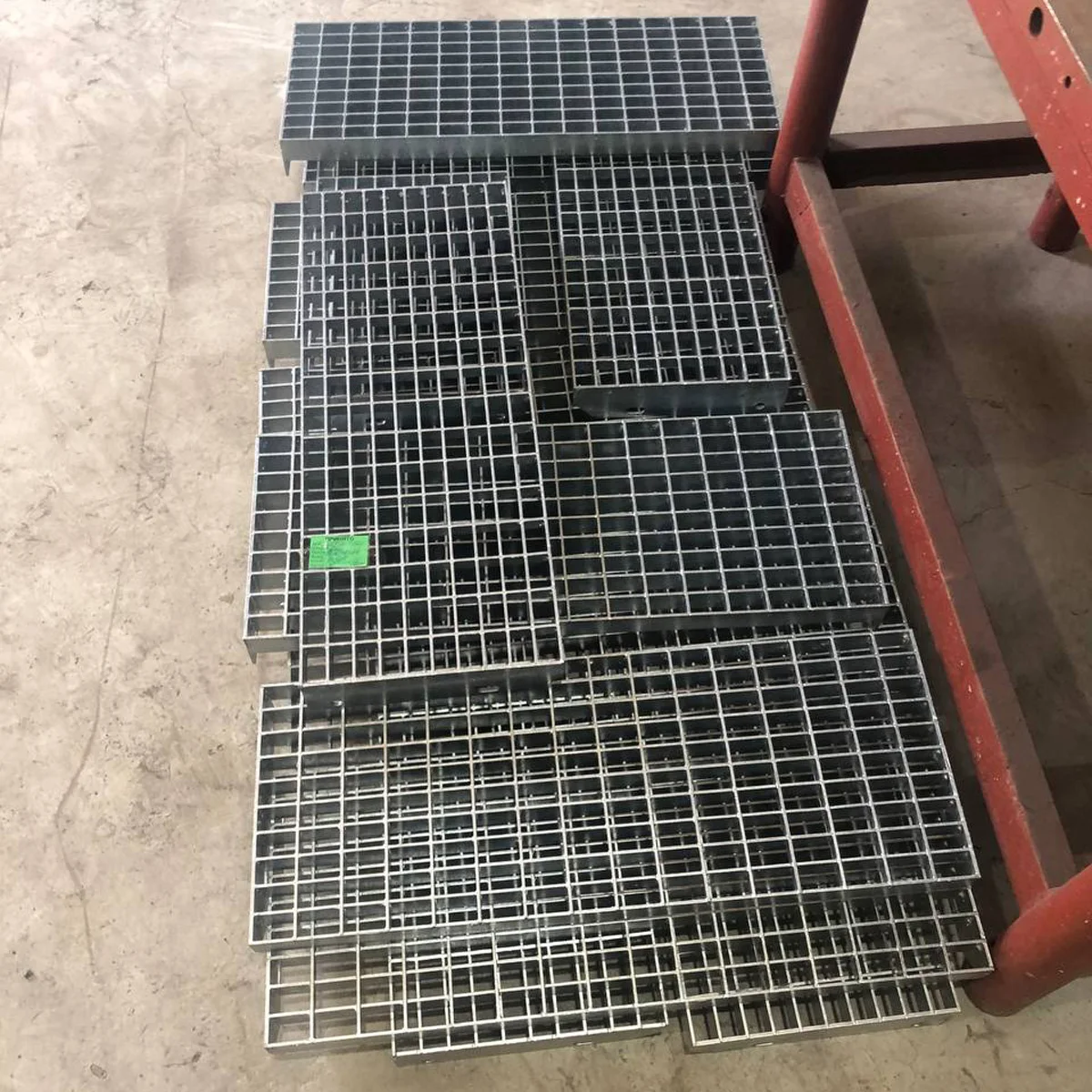 Great Quality Pressed Steel Grating Wholesale Prices Reliable Supplier