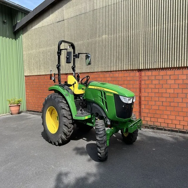 Good Working Condition John Deer 4052M 4WD Walking Tractor 50 HP Pump High Productivity