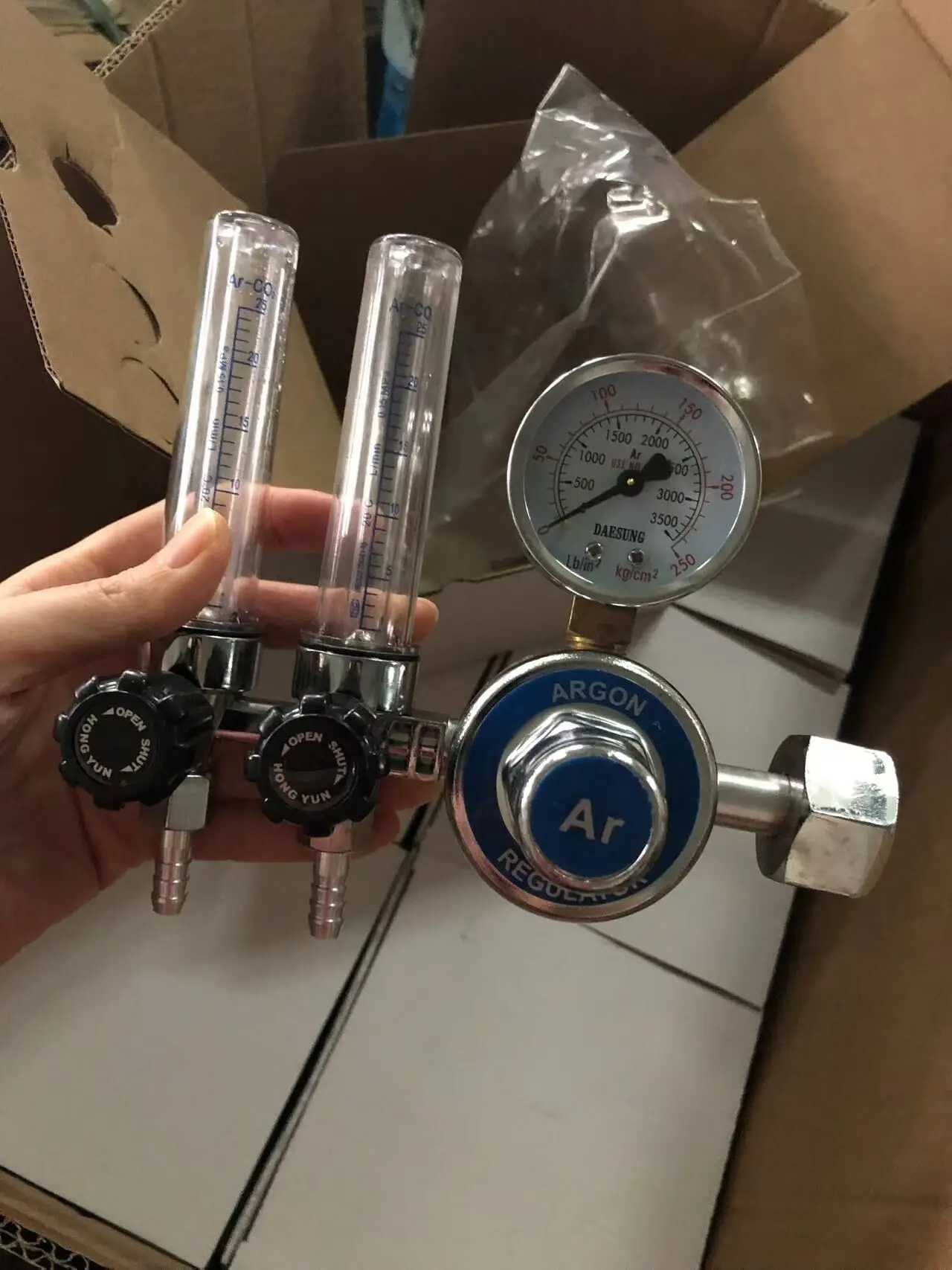 1053-D flowmeter Regulator.jpg