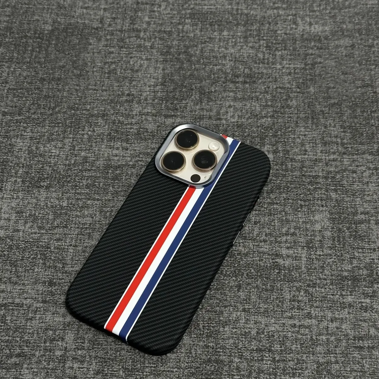 product high quality phone case for iphone texture magnetic attachment shockproof heat dissipation pc laudtec-5