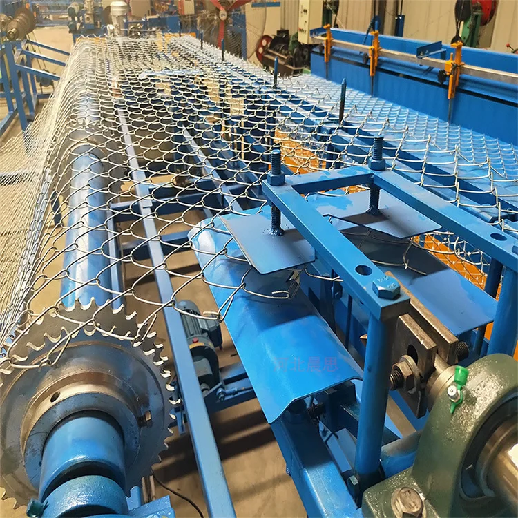 Manual Operated Chain Link Fence Making Machine Diamond Fence Mesh