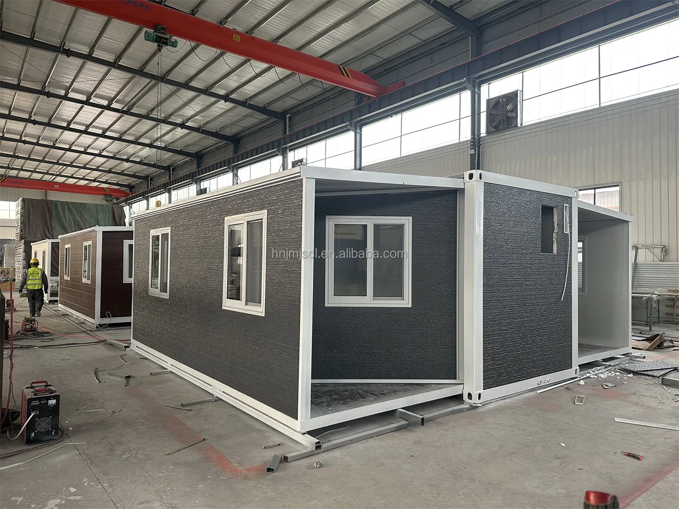 Ft Ft Expandable Container House With Solar Panels Prefabricated