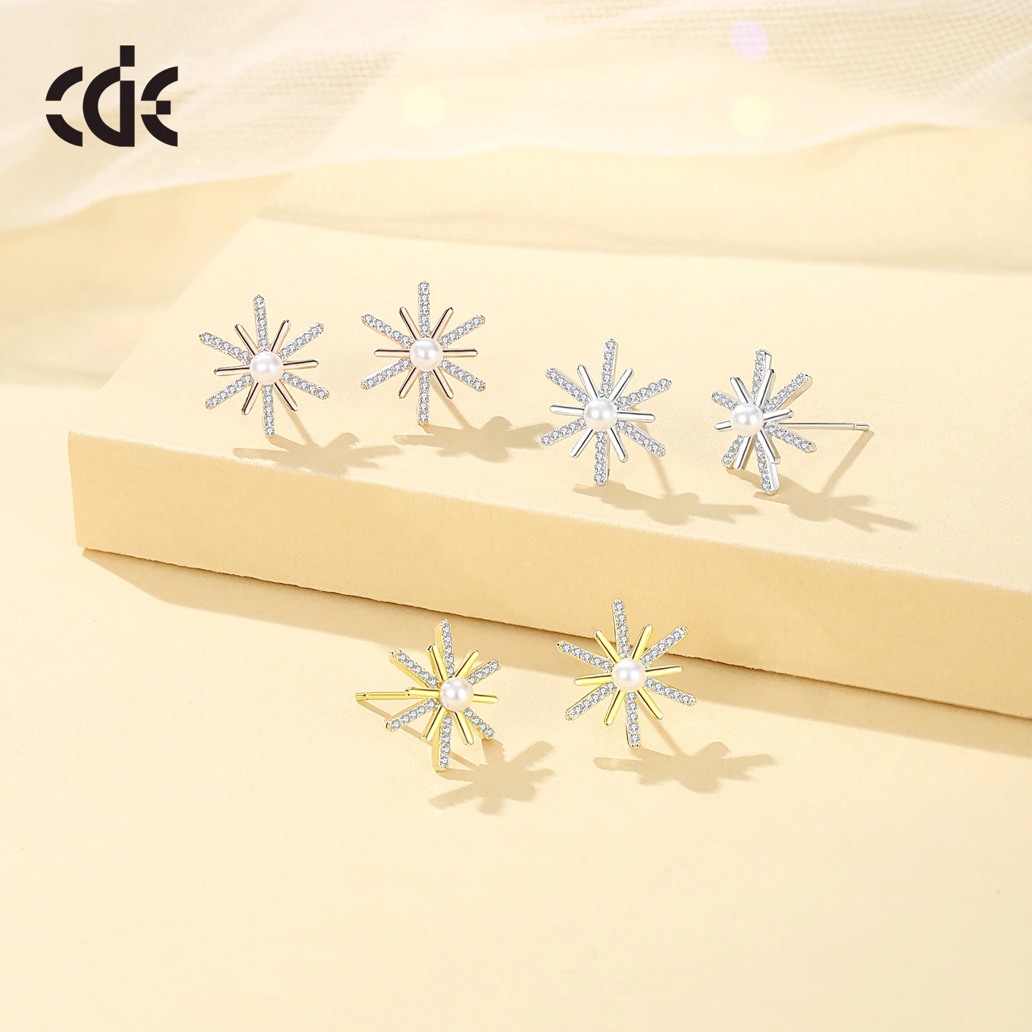 CDE Z16302 925 Sterling Silver Jewelry Christmas Decoration Gift Wholesale Pearl & Zircon Stud Earring Girl Christmas Earring