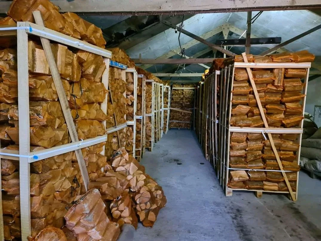 Premium Kiln Dried Firewood Oak Fire Wood From Europe Europe Dried