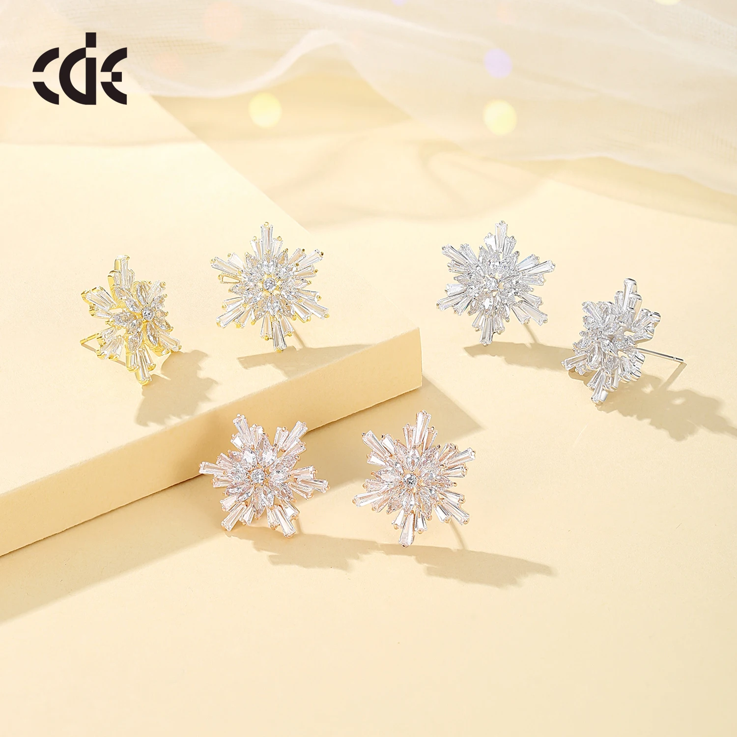 CDE YK01618 925 Silver Christmas Gift Jewelry Zircon Earring Wholesale Snow 14K Gold Plated Stud Earrings Christmas Earring