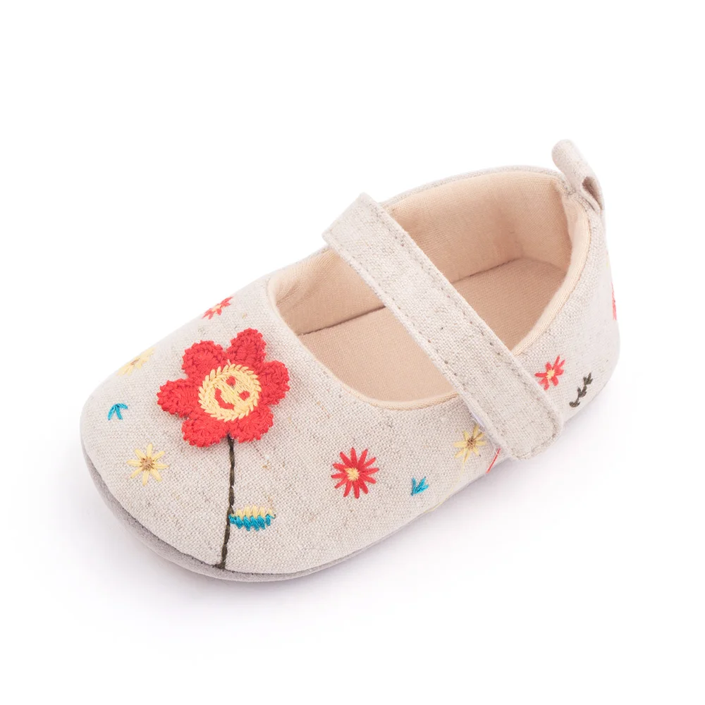 Spring and Autumn Cute Embroidery Flower Solid Color Soft Soled Baby Girls Princess Toddler Shoes supplier