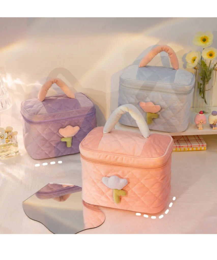 2024   Pastel Color 3D Flower Quilting Carryall Travel Accessory Make up Makeup Organizer Gifts for girls Velvet Cosmetic Bag