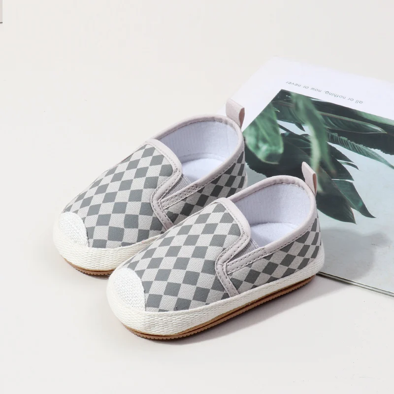 High Quality Baby & Toddler Canvas Shoes with Plaid Pattern Soft Rubber Sole & Slip-On Closure Light Weight Anti-Slippery Design manufacture