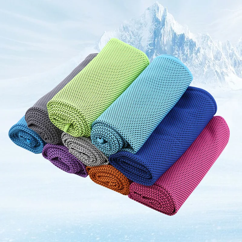 Trending Products Quick Cooling Summer Beach Towel Gym Sports Lightweight Fast Dry Microfiber Sport Towel with Silicone Case