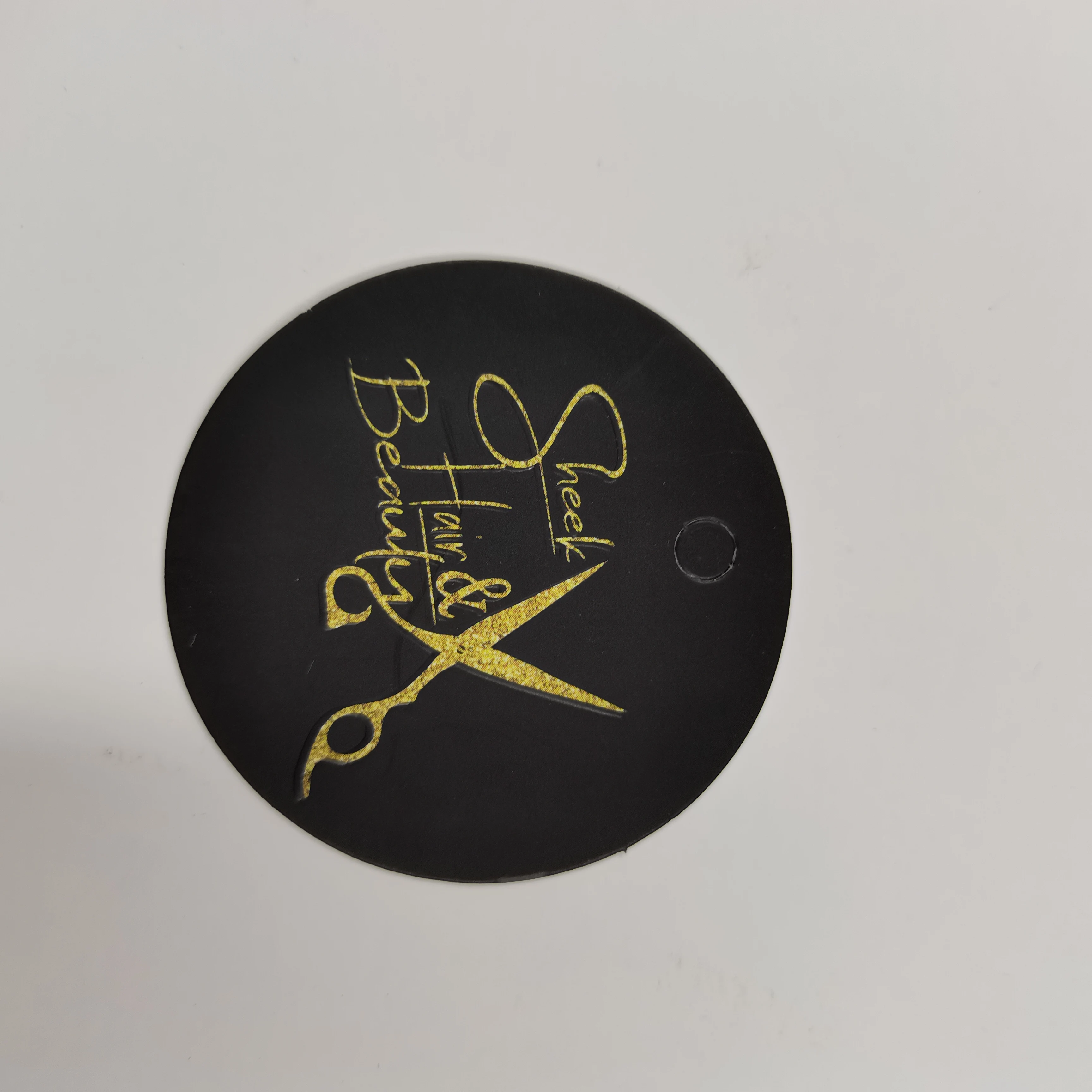 Custom Products Labels Printing Recycled Paper hang Tag Clothing Packaging hang Tag details