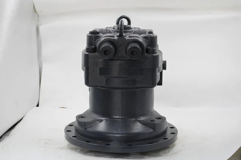 Hydraulic Swing Motor with 200nm Continuous Torque 2000 RPM Max Speed and 1/4 inch Port Size for Doosan CX210 SH200A3