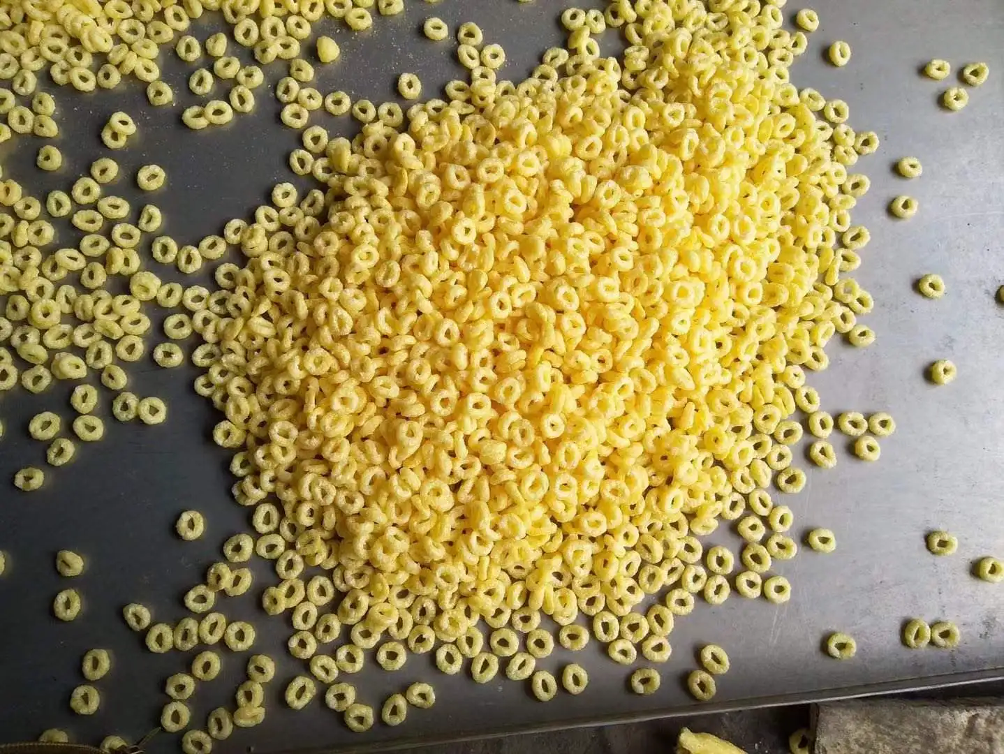 Food Factory Corn Puff Snack Food Machines Corn Extruder Grain Product Making Machines details