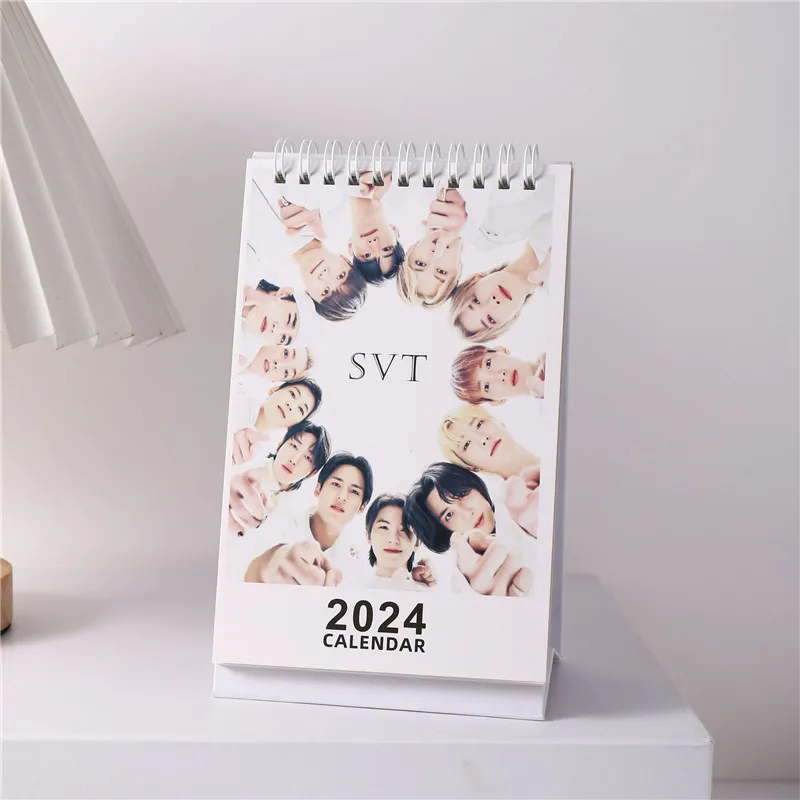Calendario De Mesa Stray Kids 2026 | Calendario K-Pop Para Fans | Tamaño 13x23 Cm
