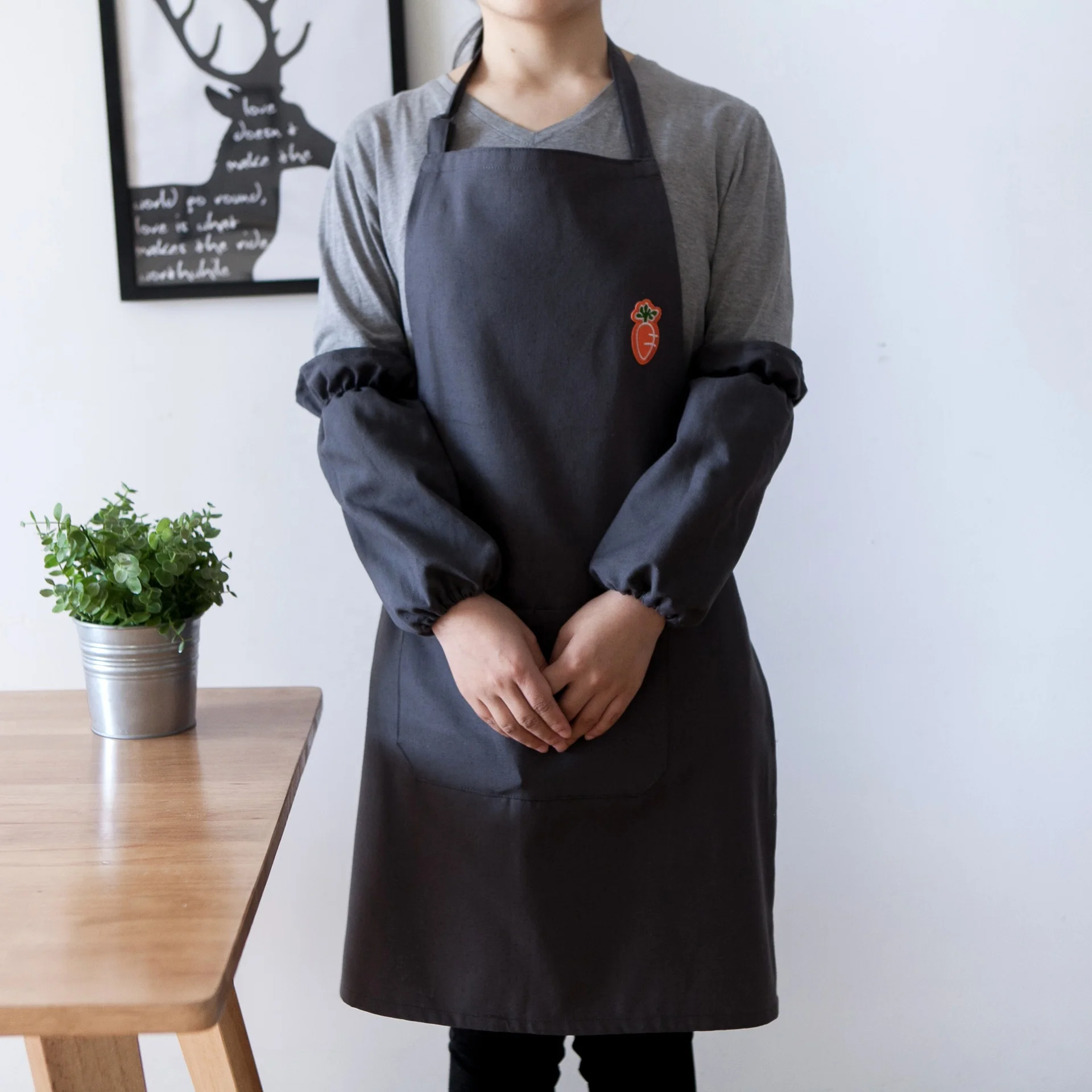 100%Cotton Embroidery Logo Kitchen Apron Custom Print Embroidery Household and Waiter Apron