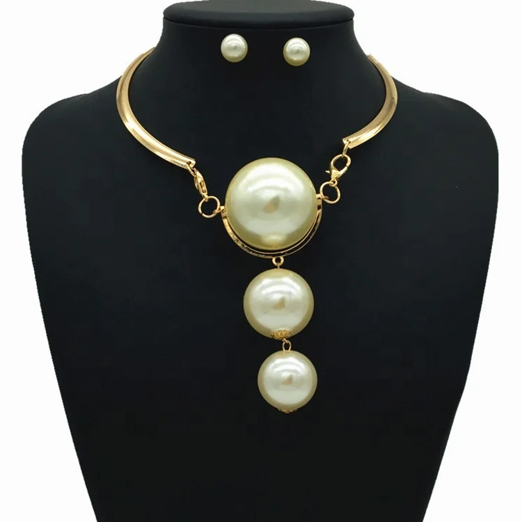 Exaggerated Metal India Necklace Pearl 