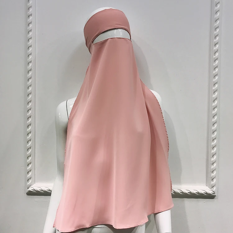 Muslim Abaya Niqab 2.jpg