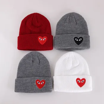 Custom logo warm beanie hat Women and men acrylic knitted soft stretchy ski beanie hats with red heart embroidery for winter