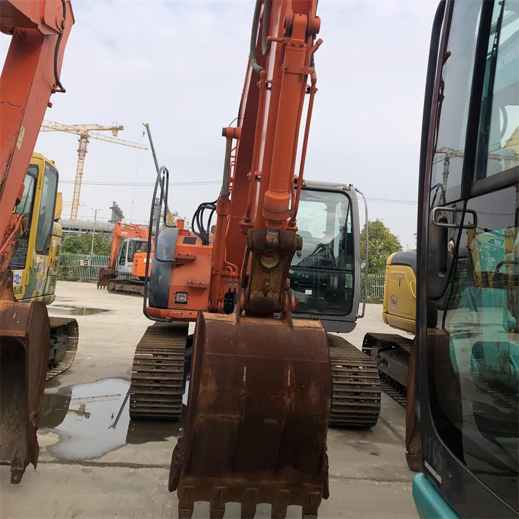 Used Hitachi ZX135 Excavator with 13TON Operating Weight 0.5 Bucket Capacity and 13000 KG Machine Weight