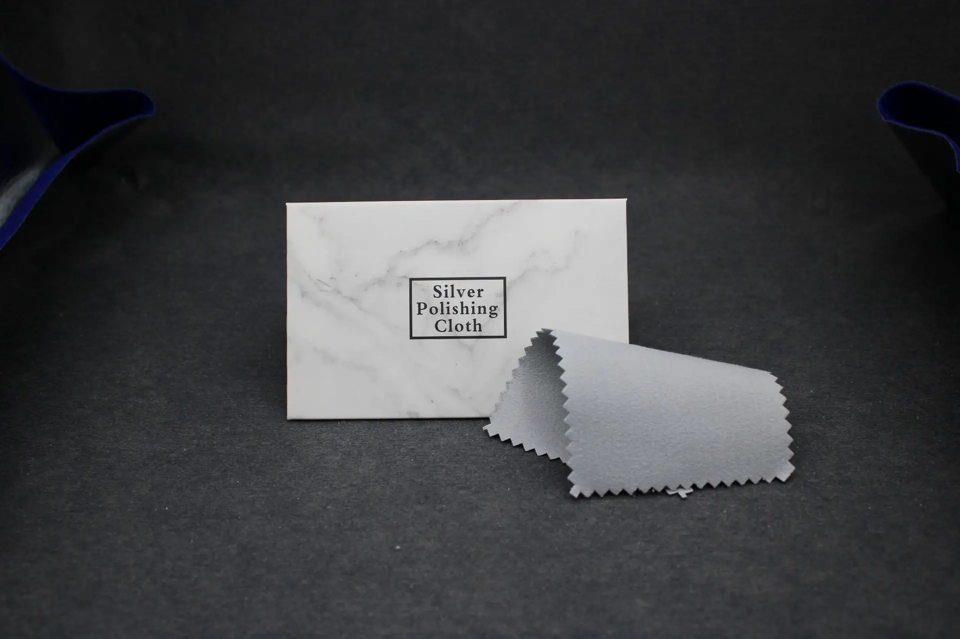 Professional silver polishing cloth with custom branding Pink microfiber jewelry cleaning cloth with logo print for silver polishing