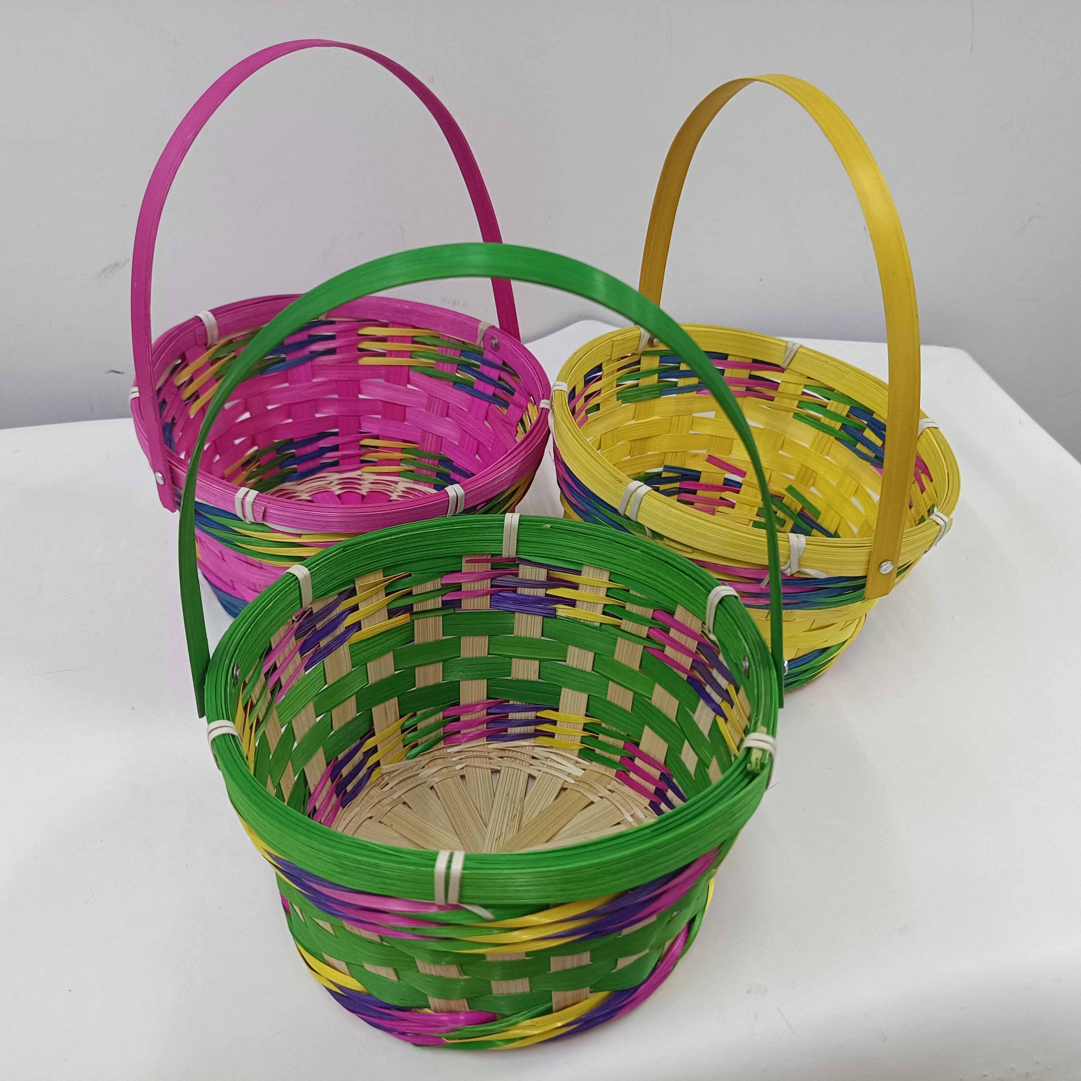 HANDICRAFT empty Easter basket gifts colored  bamboo basket storage basket  with handle for kids