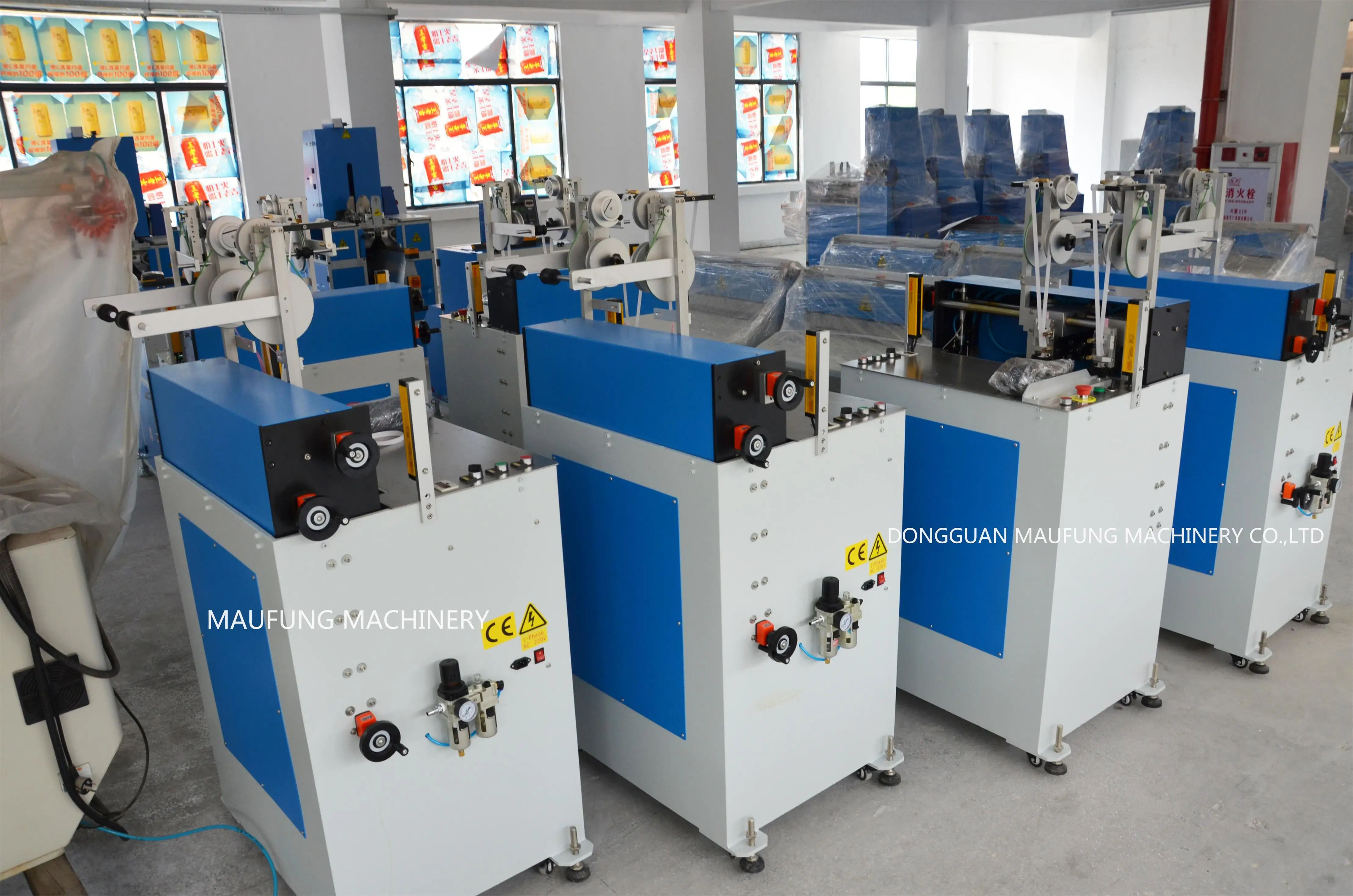 Semi-Automatic Book Block Head Band Machine 1.5KW 220V 11pcs/minute for Medium and Small Book Binding