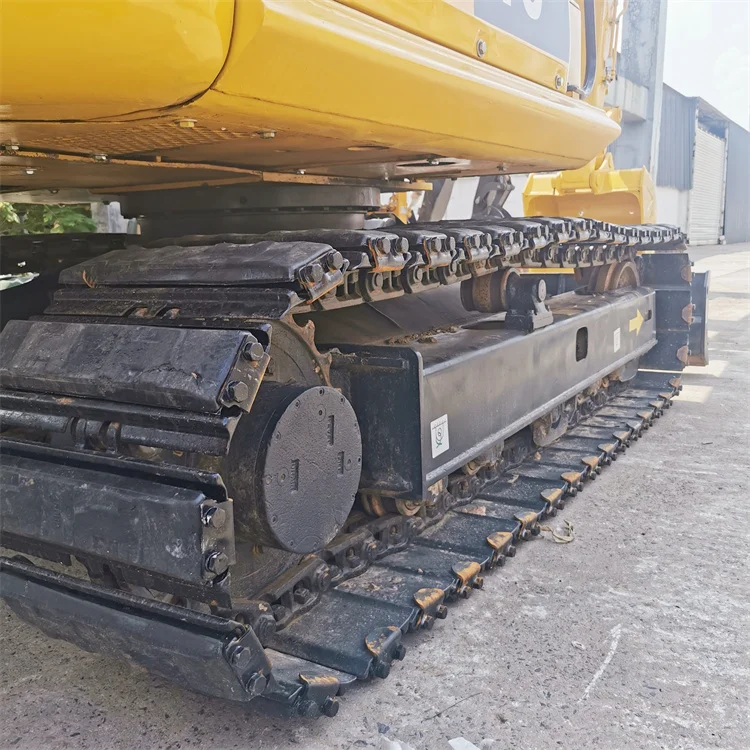 Used Komatsu PC70 Excavator with 48.5KW Power 0.3m³ Bucket Capacity and 7000 KG Machine Weight