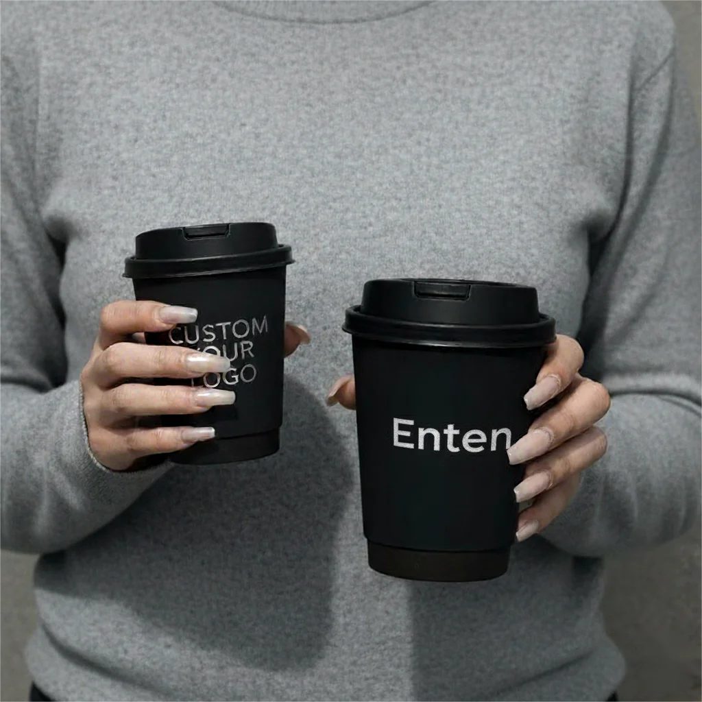 Papírový kelímek na zakázku 8/12/16/20 oz Jednorázový dvoustěnný papírový kelímek na vodu a kávu s víčkem