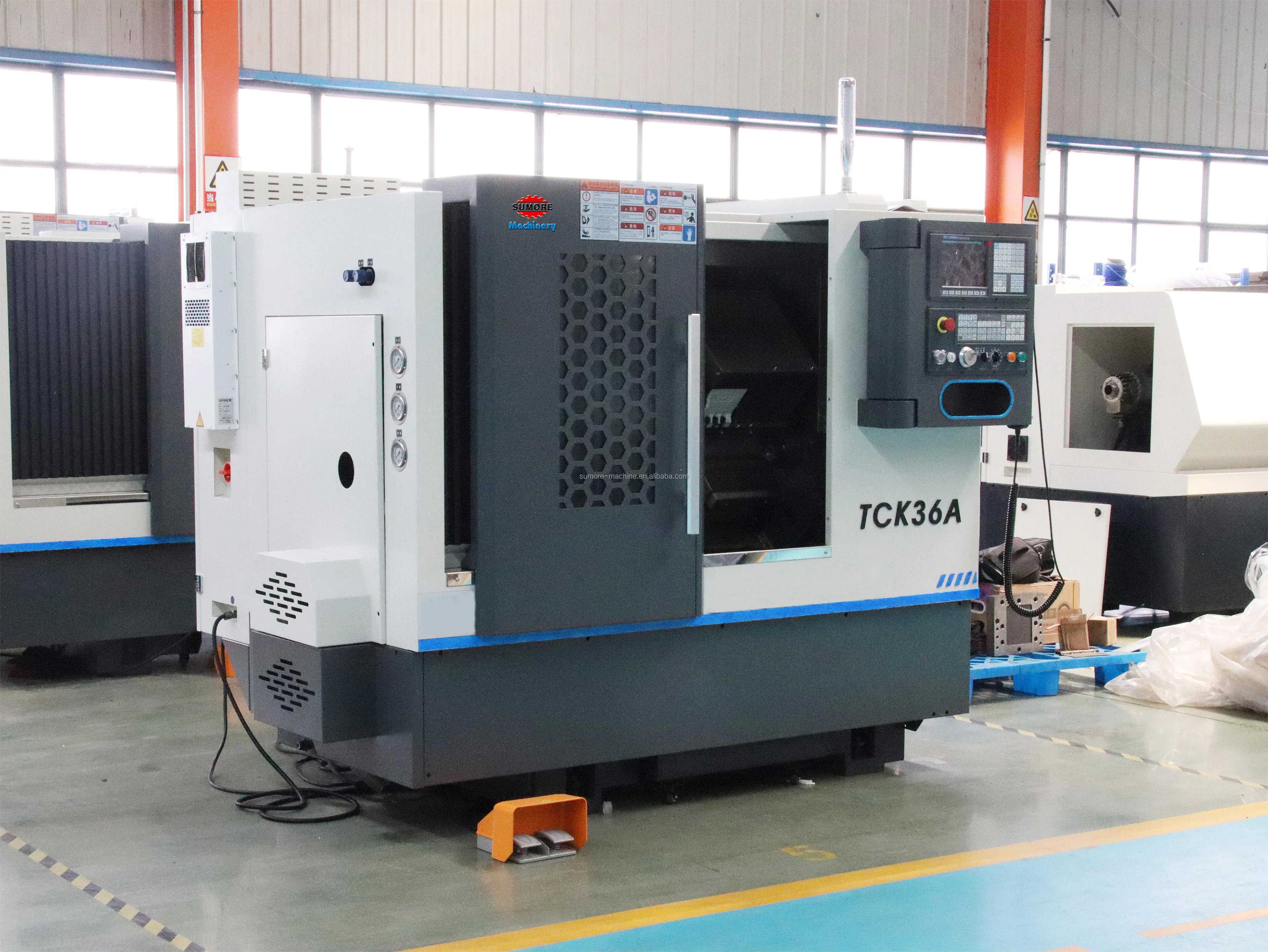 Tck A Inclined Bed Linear Rail Cnc Slant Bed Lathe Machine Mm Torno