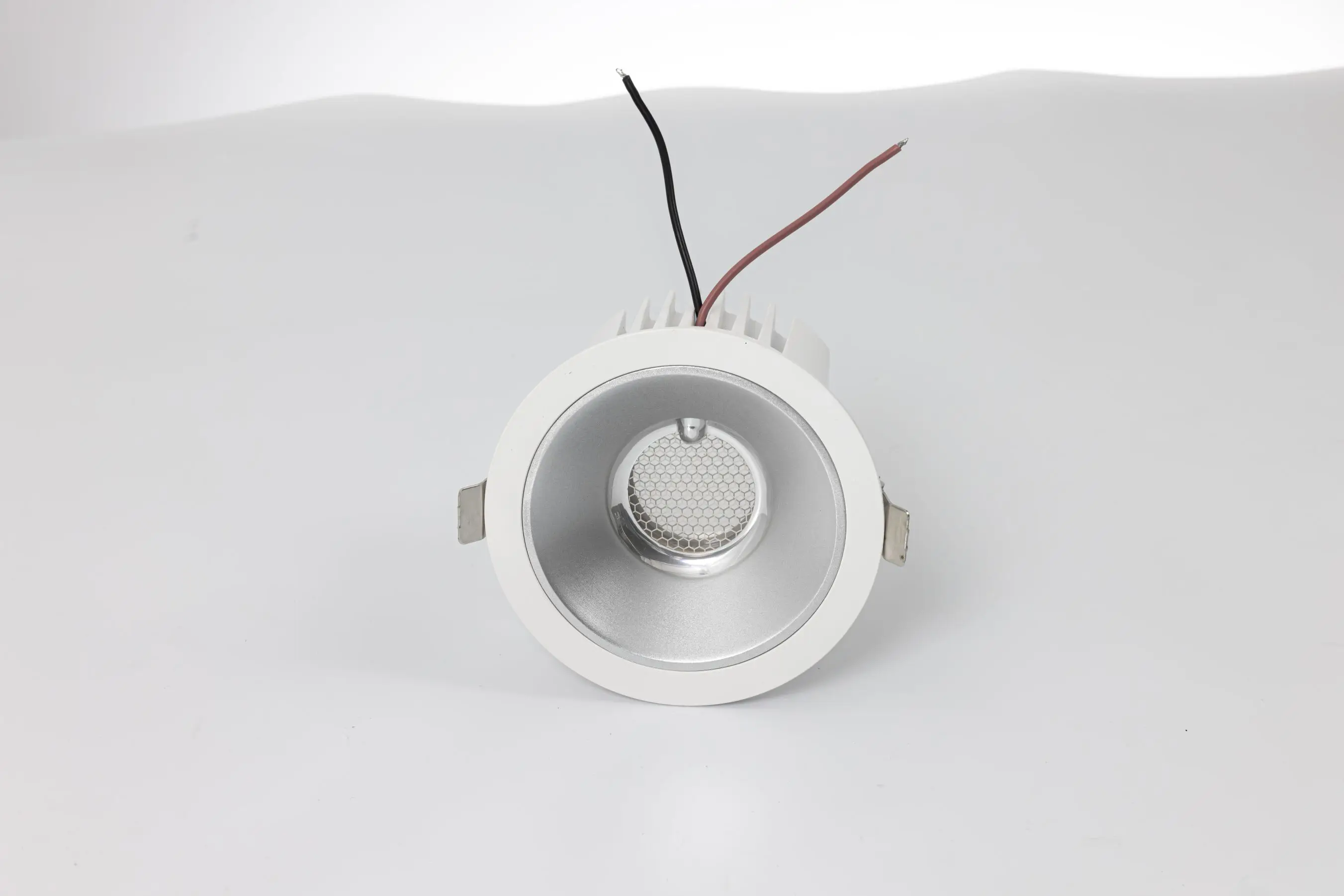 222 nm UV Light Bulb Flat Round 222nm Far UVC Bulb Lamp for Indoor Use 10w UV Led Ultraviolet Lamps with Driver supplier
