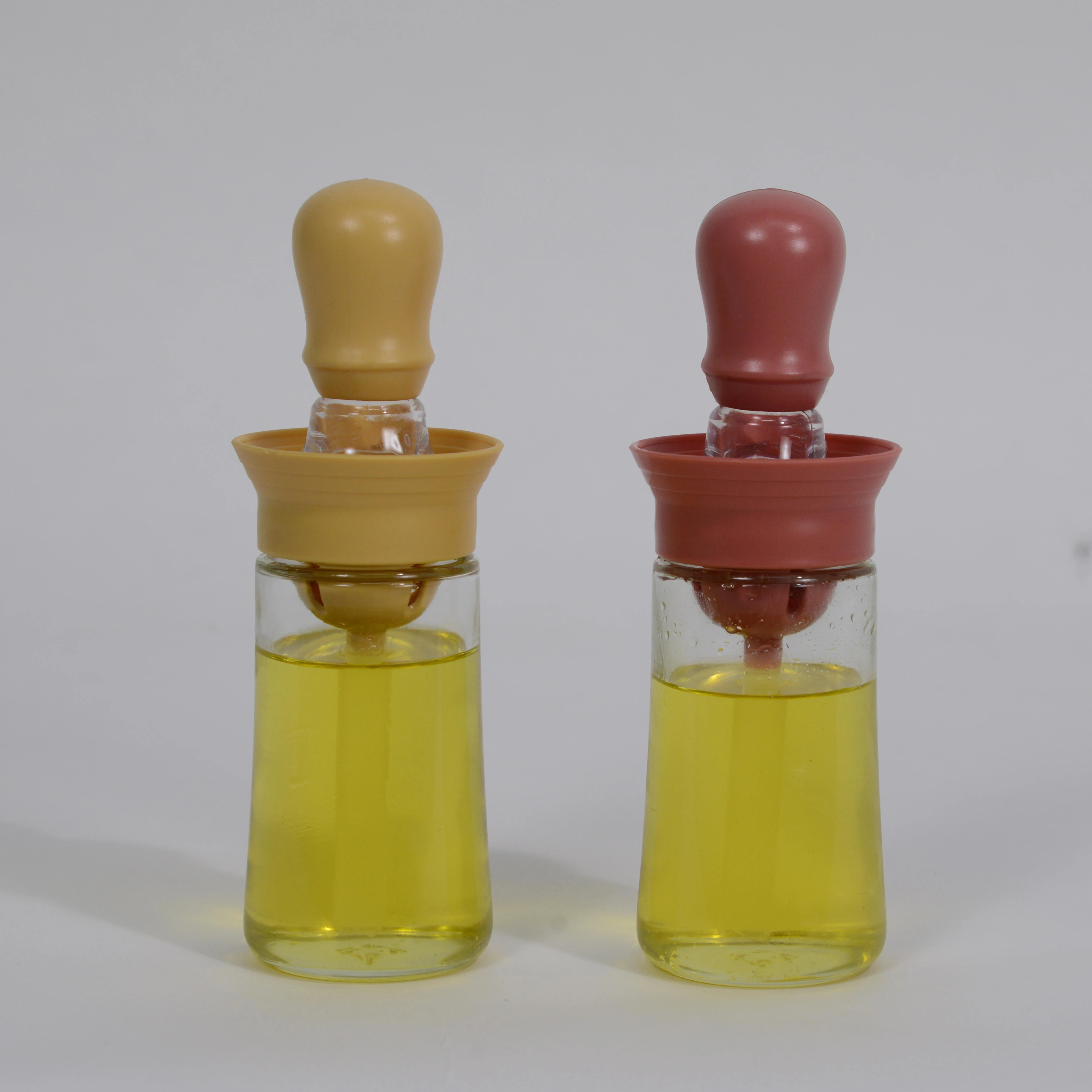 DD651  New Press Type Oil Bottle with Silicone Brushes Sauce Jar BBQ Olive Oil Dispenser Kitchen Brush Oil Bottles