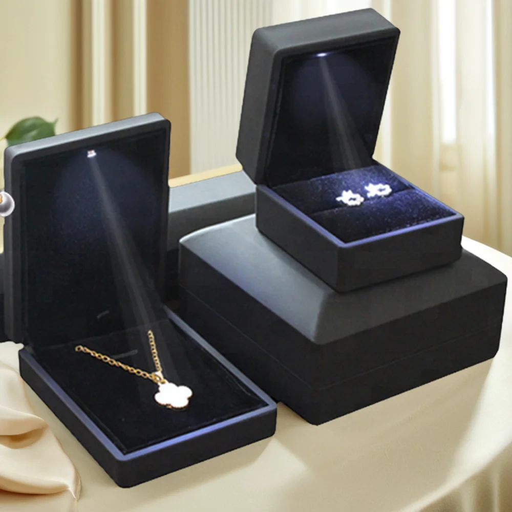Handmade New LED Black Jewelry Box with Custom Logo Matt Lamination for Display Packaging & Watch Rings for Gift Giving
