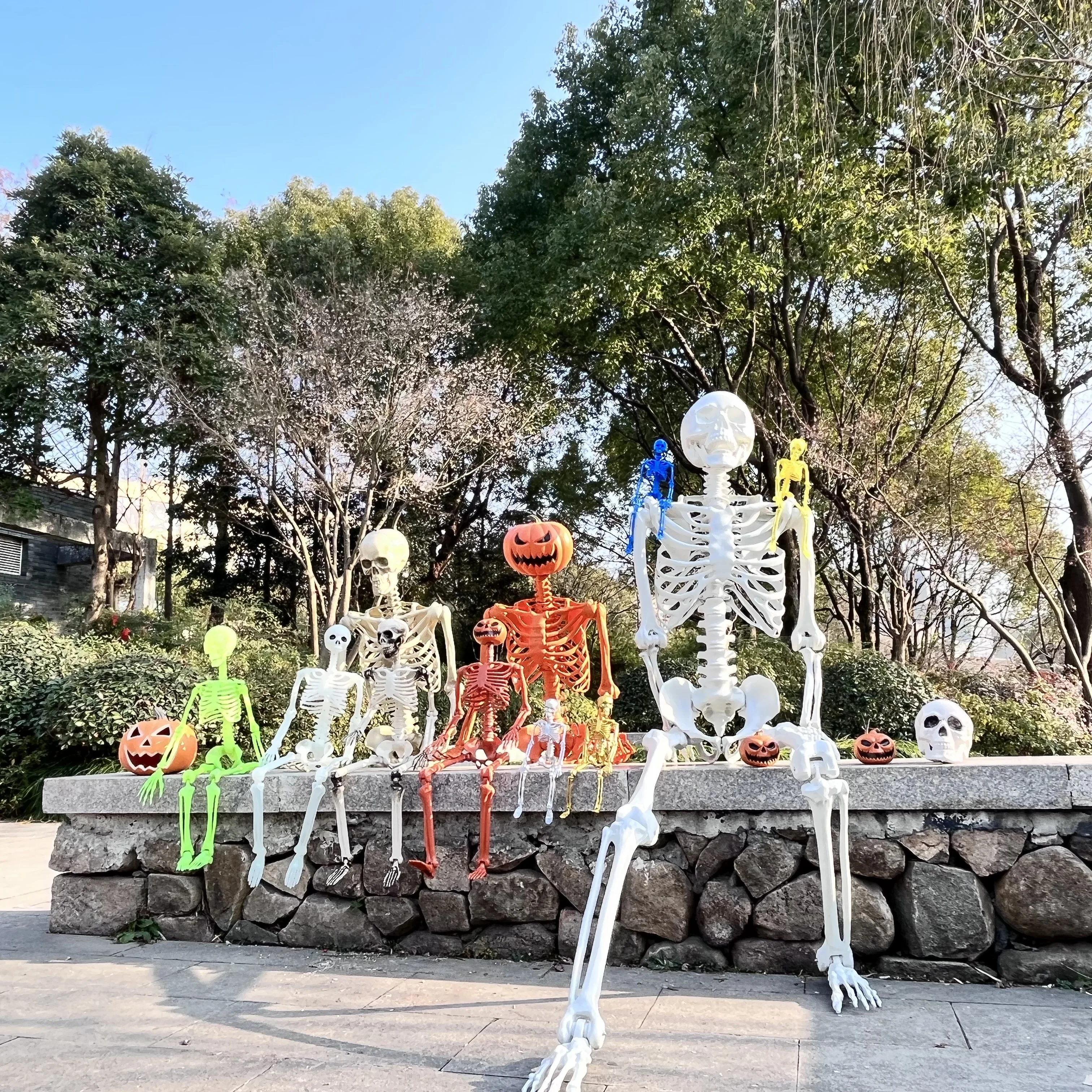Halloween Prop Plastic posble Joints Bones Hanging Light Eye Human Halloween Skeletons For Holidays Decoration