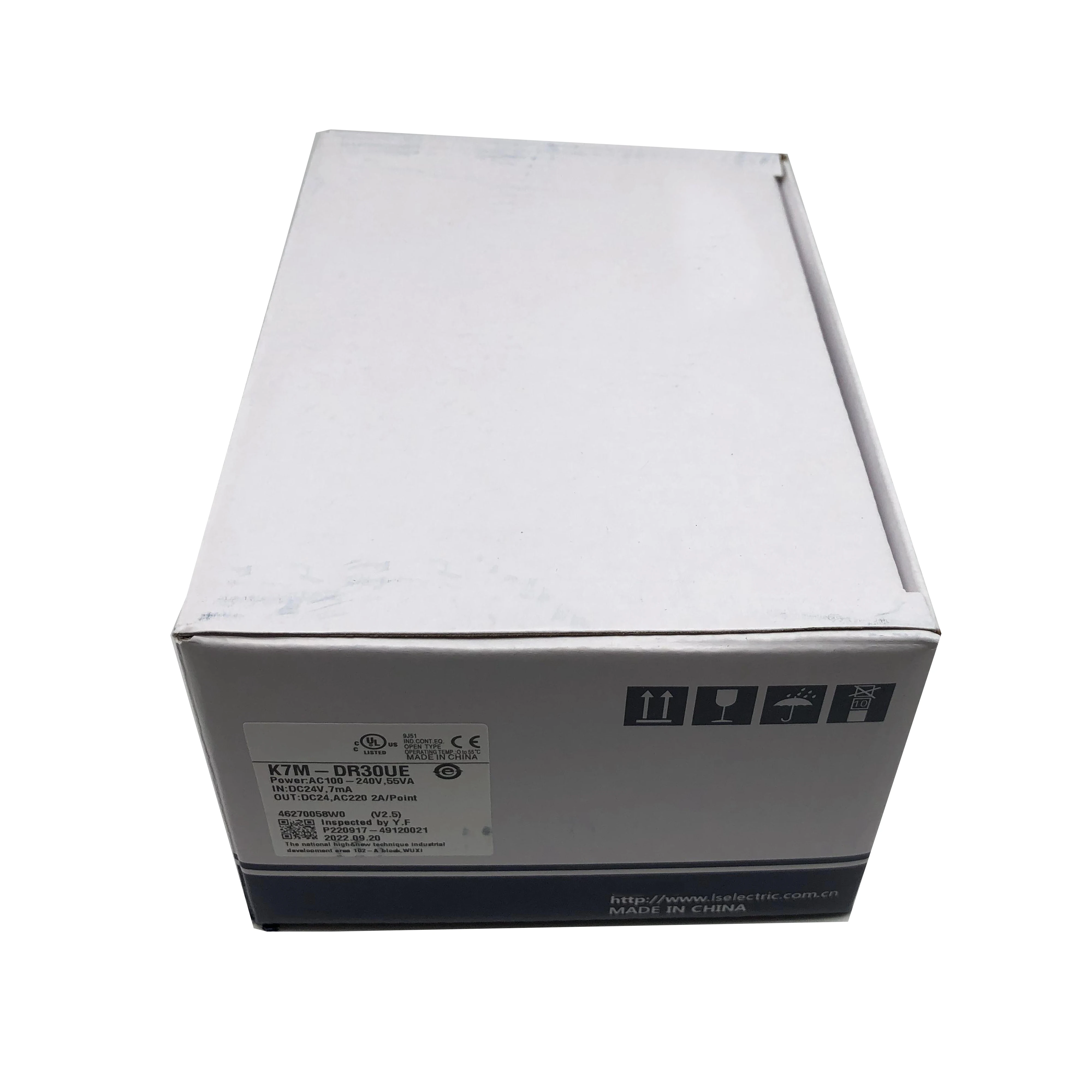 o points relay output it performs logic control timing counting and on site signal acquisition supports program editing and system expansion -3