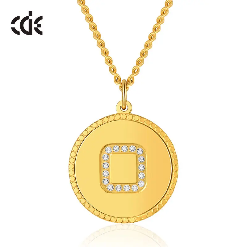CDE N1879 Factory Wholesale Brass Jewelry Alphabet Letter Necklace Gold Plated Coin Letter Charms Initial Necklace
