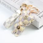 Key Hot Selling Cute Luxury Cartoon Key Chain Leather Keychain Bear Wristlet Custom Keychain