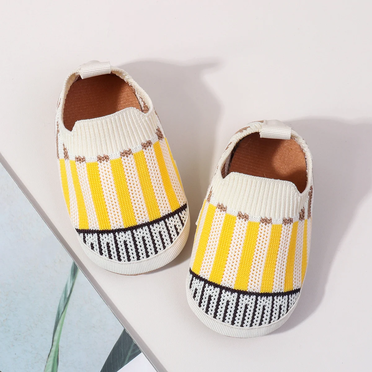 Bright Lightweight Orthopedic Infant Shoes Fancy Striped Pretty Stylish Unique Shoes for Active Boys and Girls in All Seasons factory