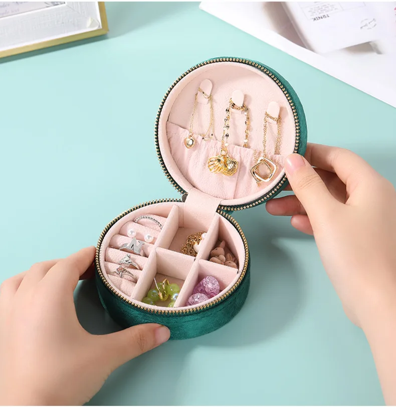 Round Portable Jewelry Box Jewelry Storage Gift Box Organizer Case for Rings Earrings Necklaces Bracelets