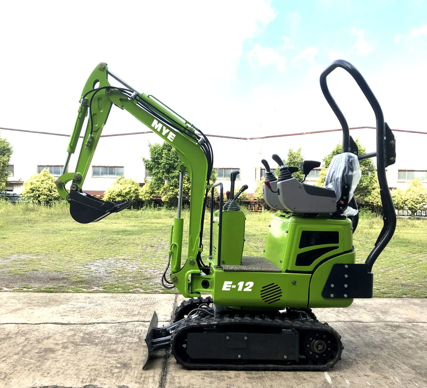 Yuchai Mye12 New 1 Ton Mini Hydraulic Excavator Crawler Excavator 0 02m3 Bucket Capacity 1ton Operating Weight Buy Excavators Yuchai Excavator Minipelle Product On Alibaba Com