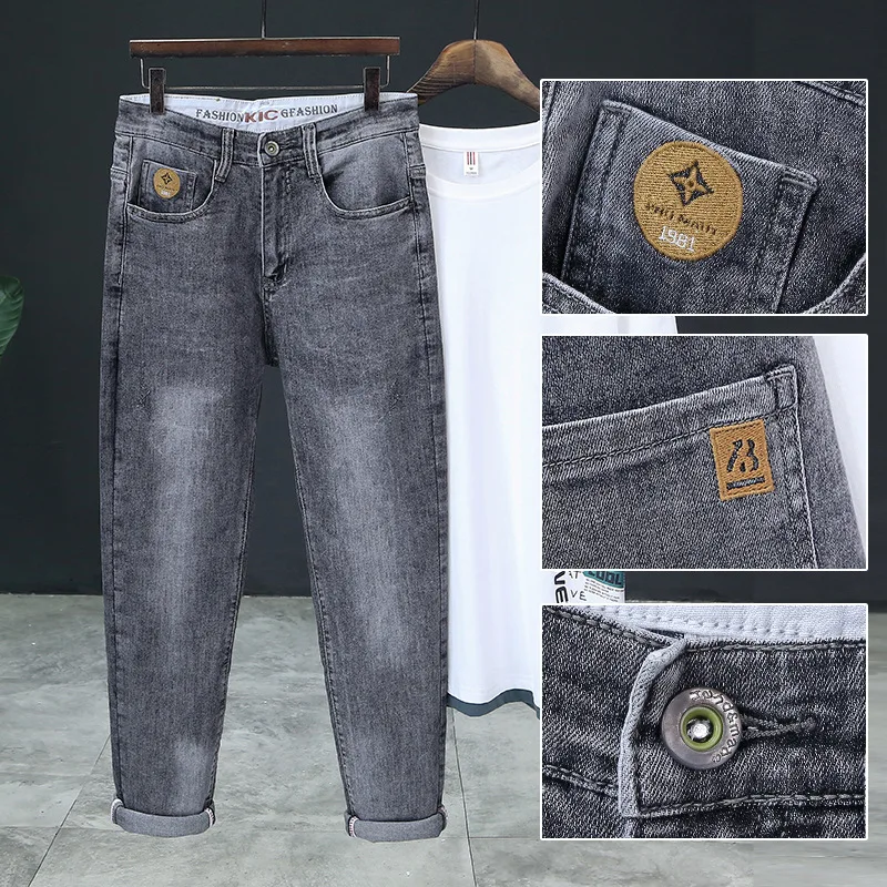 Chaps Men's Jeans - Regular Fit Straight Leg Jean - Stretch Comfort Denim Jeans for Men