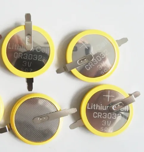 CR3032 battery with pins