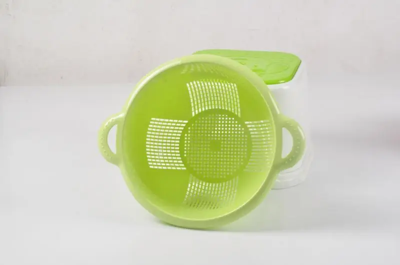 Multi Color Plastic Strainer Colander with 2 Handles Plastic Sieve Basket