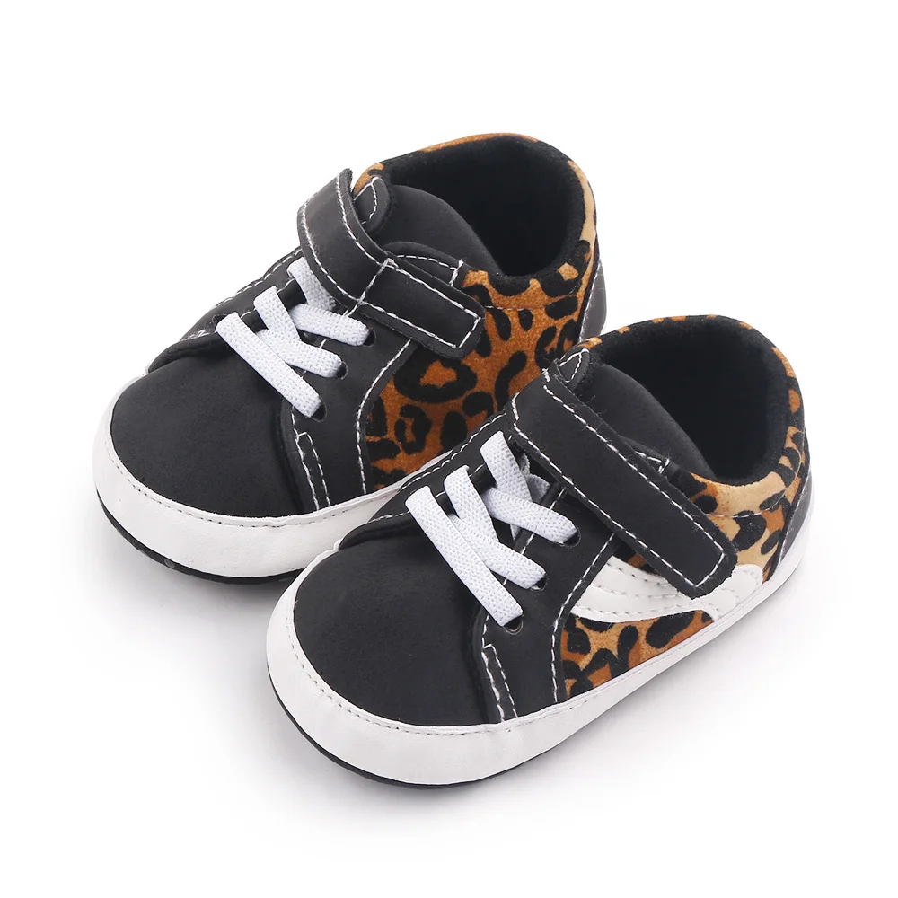 Baby Fashion Trend Black and White Color Contrast Leopard Print Baby Leisure Canvas Toddler Shoes supplier