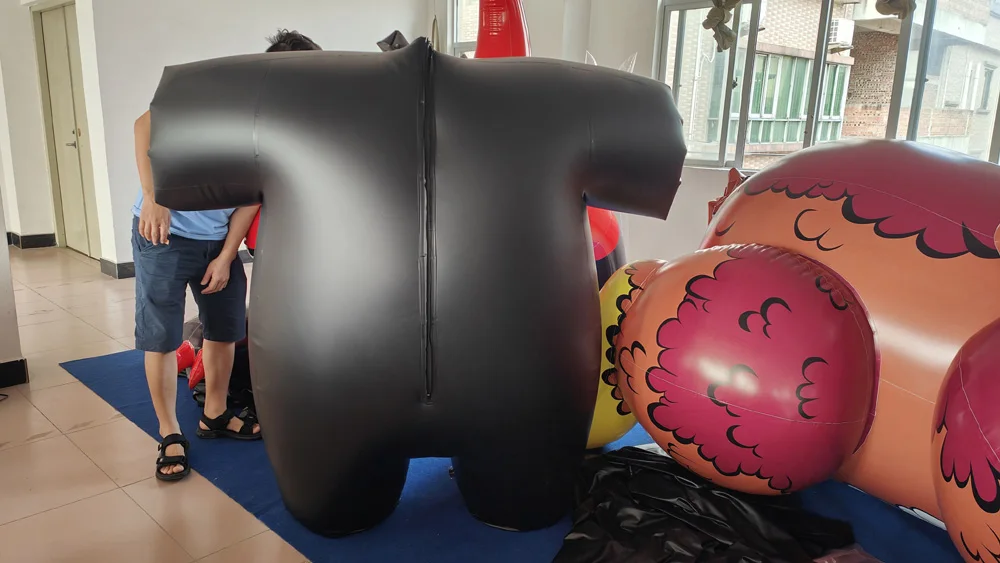 Beile Customized Black Pvc Inflatable Suit For Party Inflatable