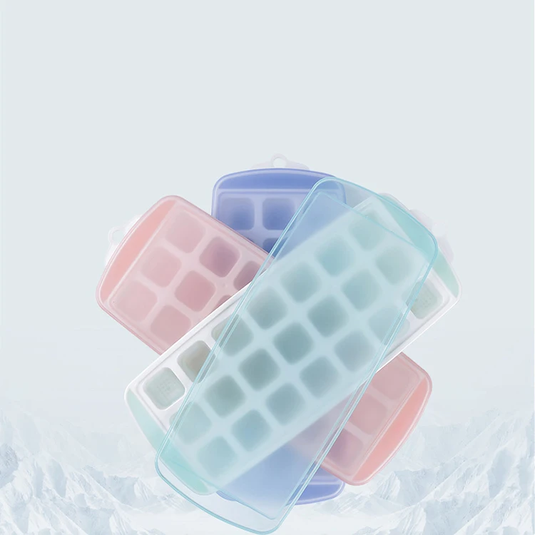 BPA Free Easy-Release 21-Ice Cube Trays Spill-Resistant Removable Lid Silicone Ice Cube Tray