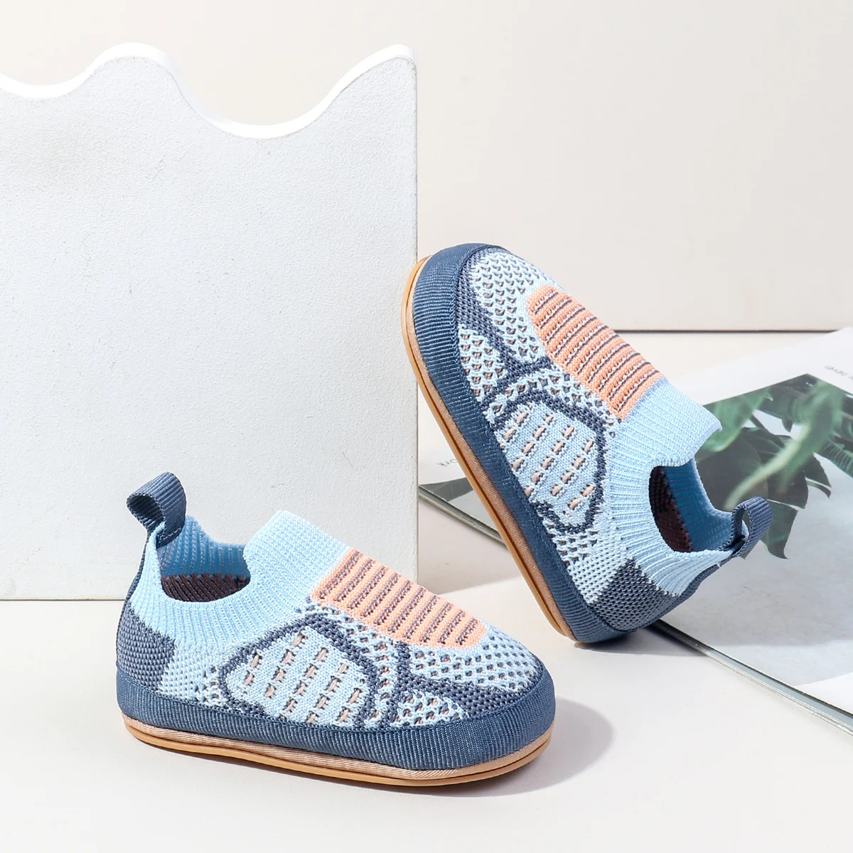 Comfortable Airy Stretchy Flexible Snug Stylish Slip-on All Seasons Infant Shoes for Boys and Girls details